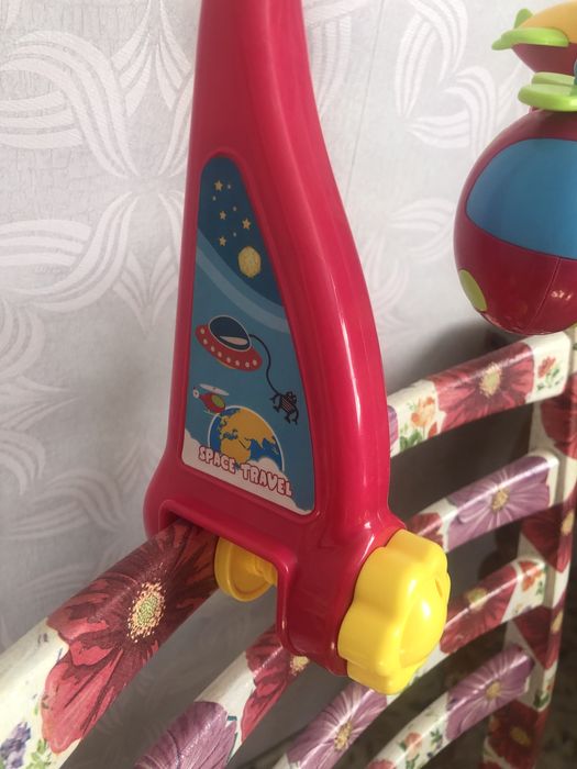 Продам детскую музыкальную игрушку