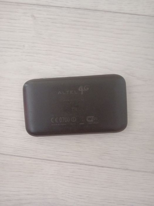 Роутер сатам арзан бағада(жақсы істеп тұр)