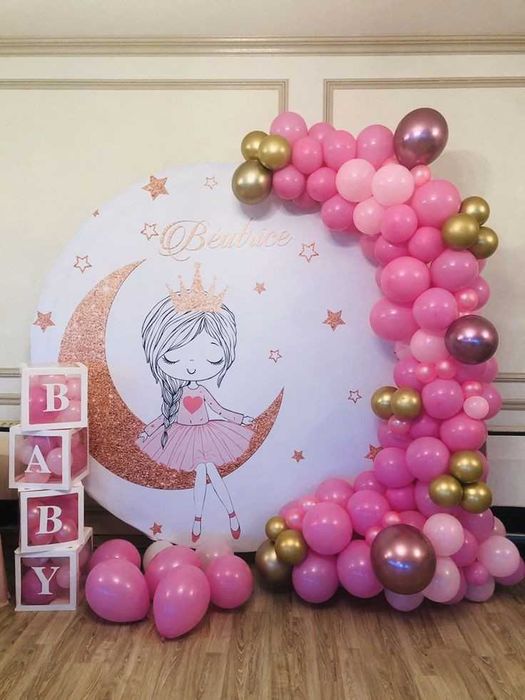 Арка, ел. помпа, кутии и още материали за украса под наем