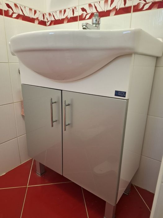 Обзавеждане за санитарен възел