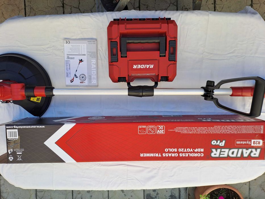 НОВ Комплект КОСА/Тример + ВИНТОВЕРТ