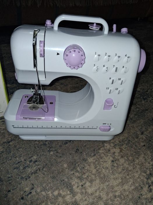 Швейная мини машинка