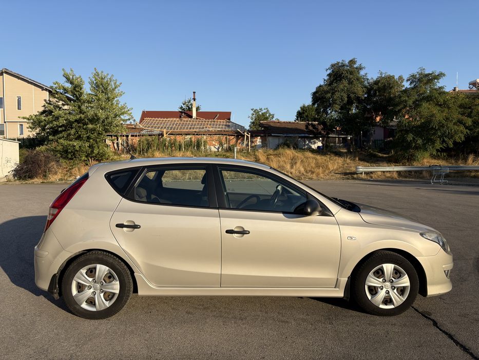 Hyundai i30 facelift, 2011г