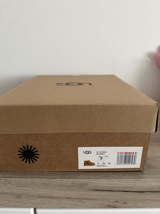 UGG бутуши/ EU 38