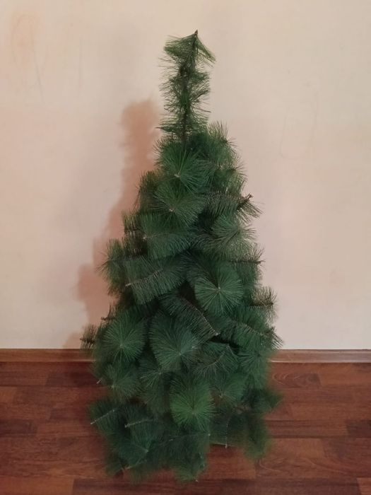 Искусственная Ёлка