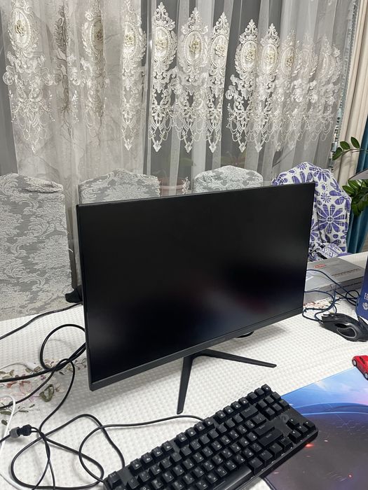 Продам монитор 200гц