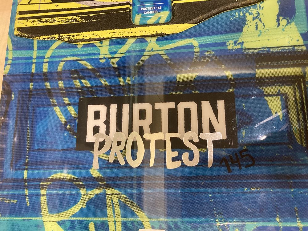 Snowboard copii Burton Protest 145 cm cu legaturi Burton Custom S