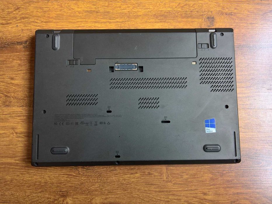 Тъчскрийн Lenovo ThinkPad T450, i5, 16GB RAM, Intel 2500 Pro SSD 180GB