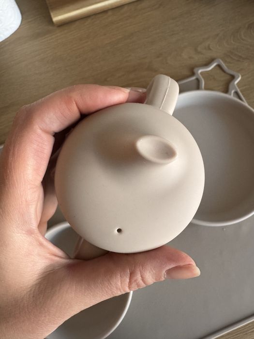 Силиконов комплект захранване бебе Liewood + подарък подложка