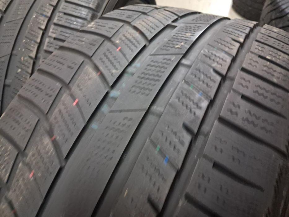 Anvelope second iarna 245 35 R18/ 225 40 R18
