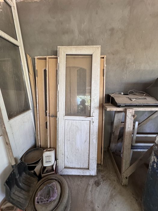 Продам двер пластик