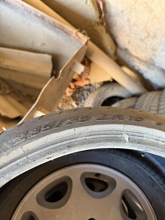 Шина pirelli 235/35 R19