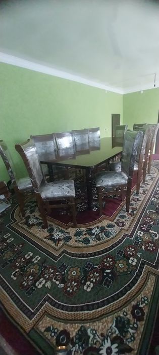 Mehmonxona uchun mebel
