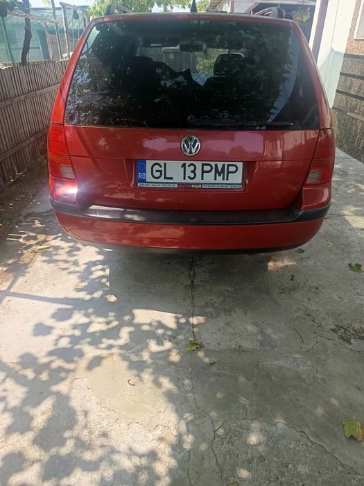 Volkswagen Golf 4 Variant.