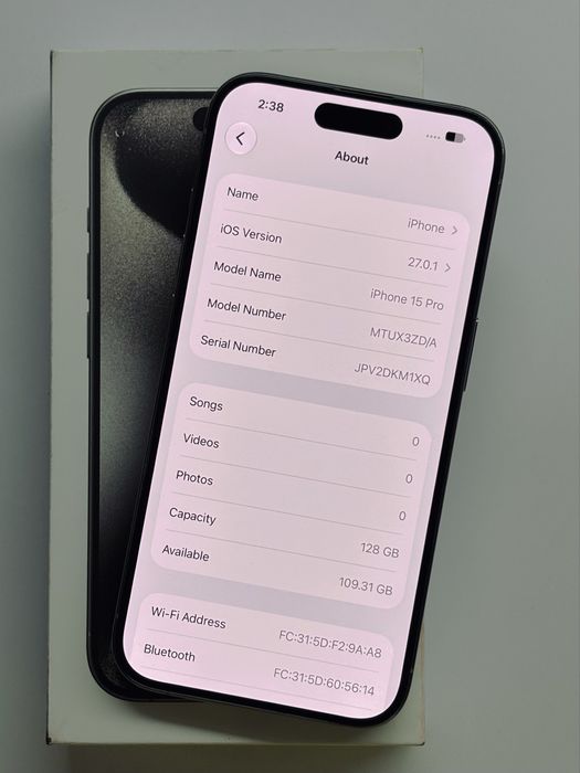 iPhone 15 Pro Titanium 93% battery