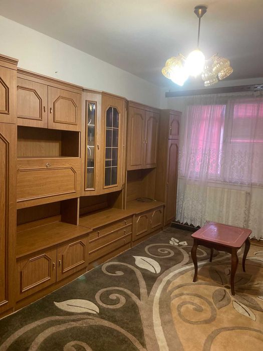 Apartament de inchiriat