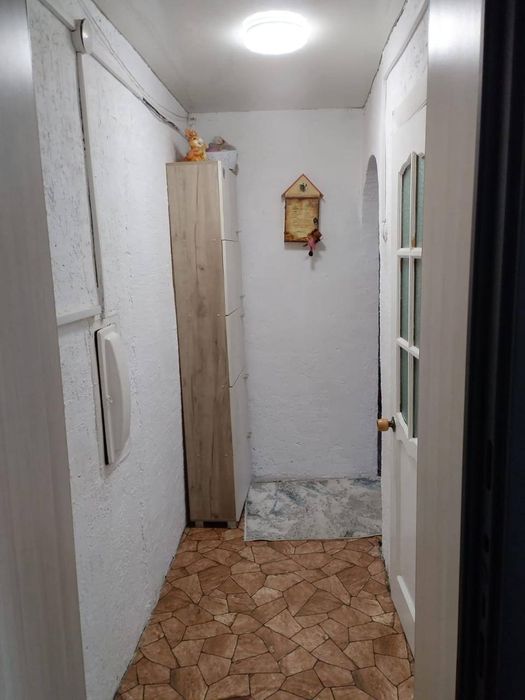 Продам 2 комнатную квартиру