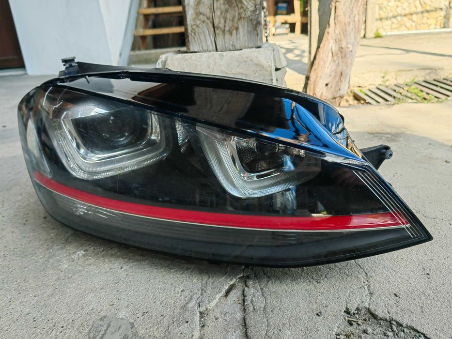 Фар VW Golf 7 Bi-Xenon LED десен / Фар Голф 7 / Фар Golf 7 GTI оригинален