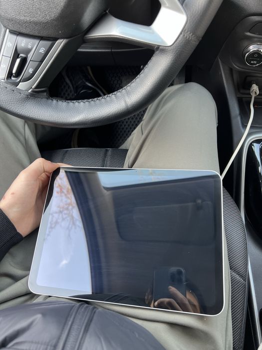 ipad a 16 yengi 100% yomkost