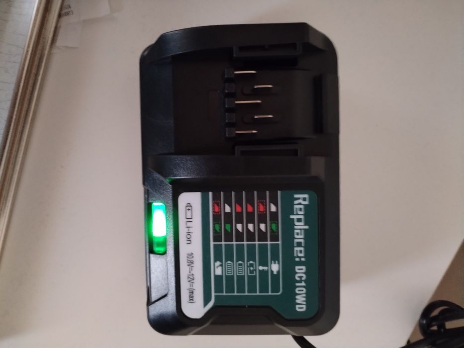 Încărcător compatibil Makita 10.8-12 v