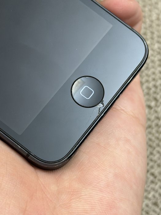 iPhone 5 32gb Radnoy