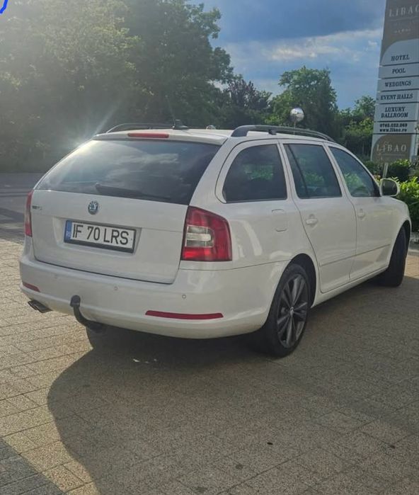 SKODA Octavia 2011 — imagine 4