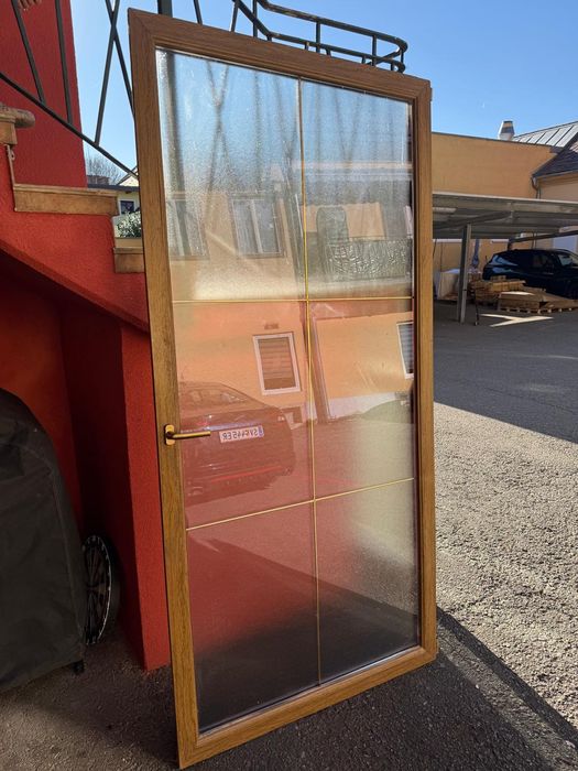 Ferestre și uși termopan din Austria – 43 buc, maro cu inserții aurii