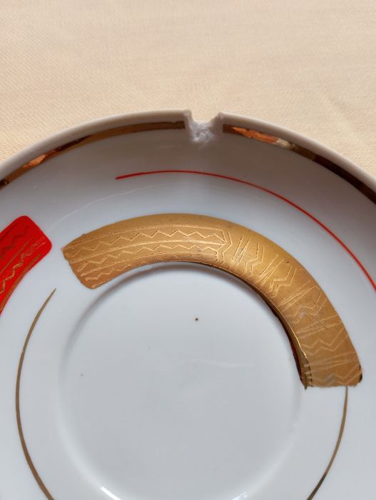 Много красив руски сервиз за чай