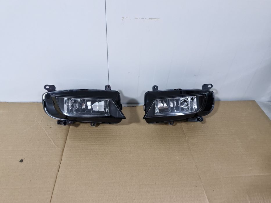 Proiector ceata Audi A4 B8 facelift 2012-2015 Nou