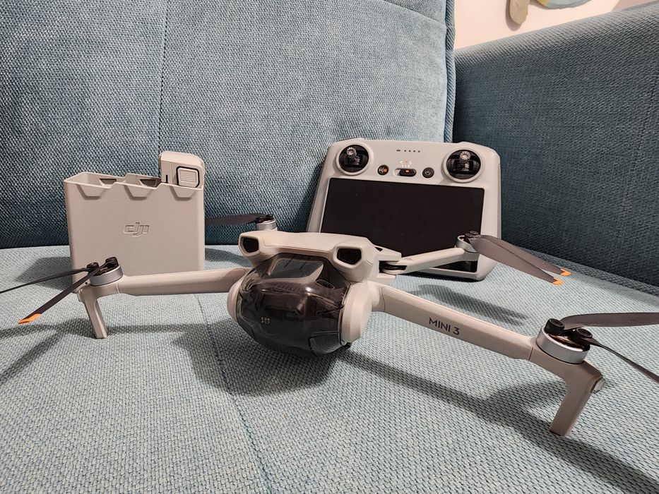 DJI mini 3 дрон квадрокоптер