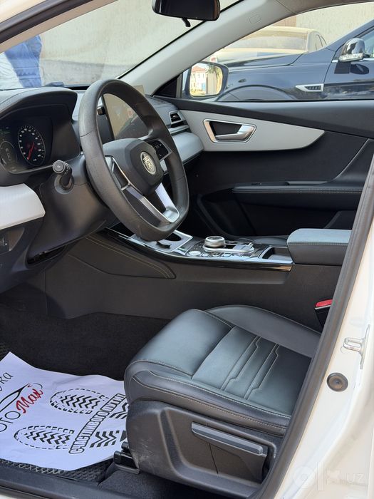 Arenda/Nasiya Savdoga BYD Qin 2022 yil 400 km Elektr