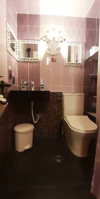 Двустаен нов, напълно обзаведен в центъра на Хисаря