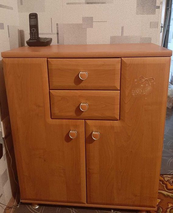 Продам тумбу/комод(Польша)
