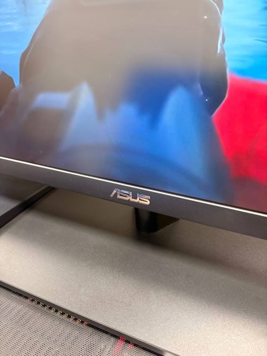 Монитор ASUS 4К