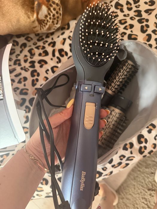 Vand perie babyliss 5 capete - nou