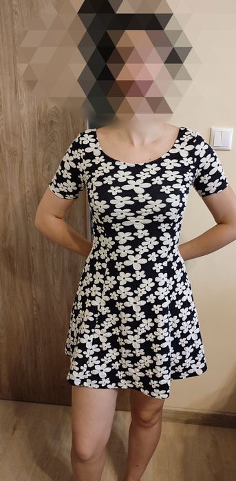Rochita H&M marimea 38