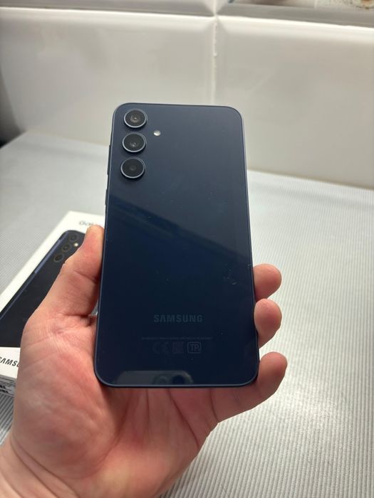 Продам Samsung A35 5G 128g