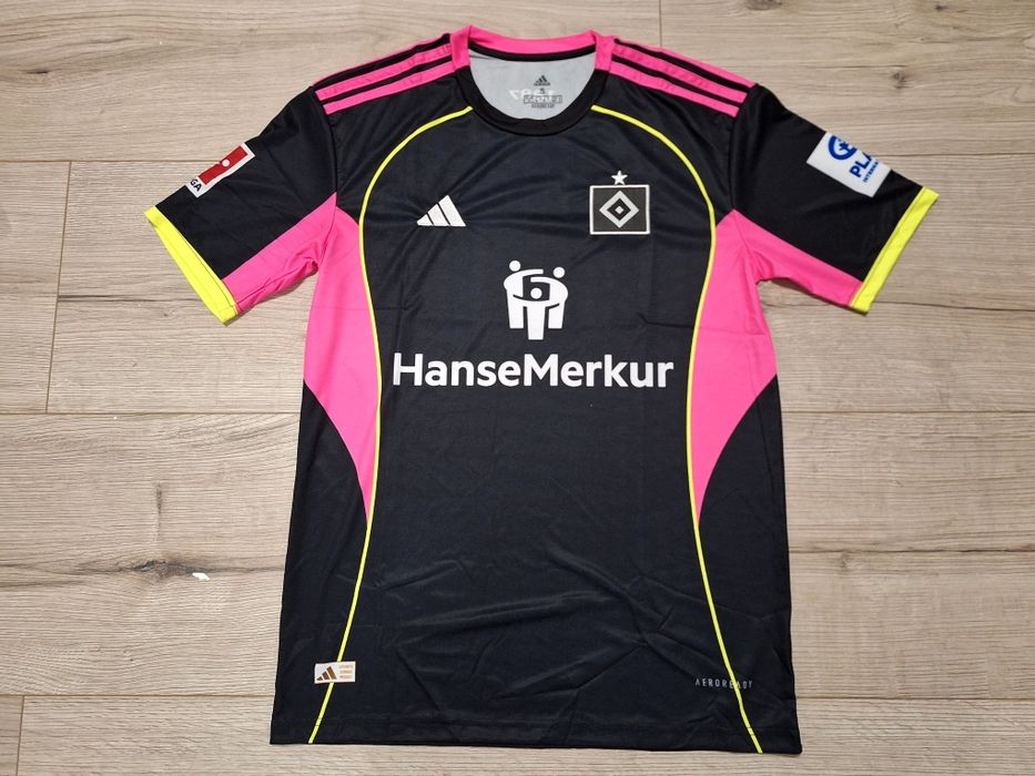 Футболна фланелка на Хамбургер нов сезон 25/26!!!