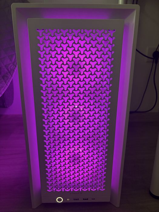 PC Gaming Ultra RGB RX9070 XT Ryzen 9800x3d 32 gb ram