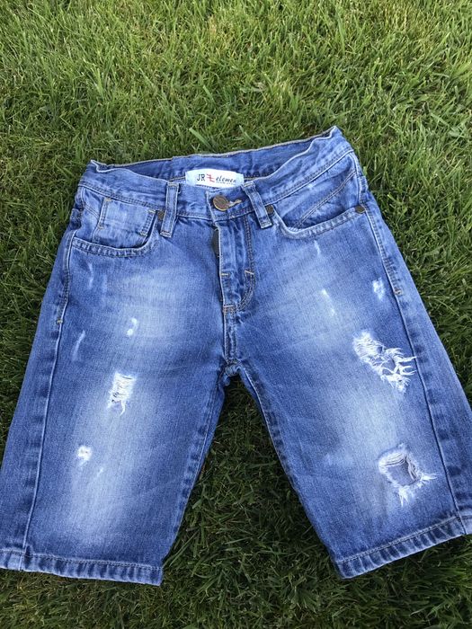 Къси панталонки Guess -8 г