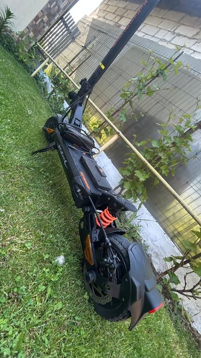Vând trotinetă electrică kukirin G2 master