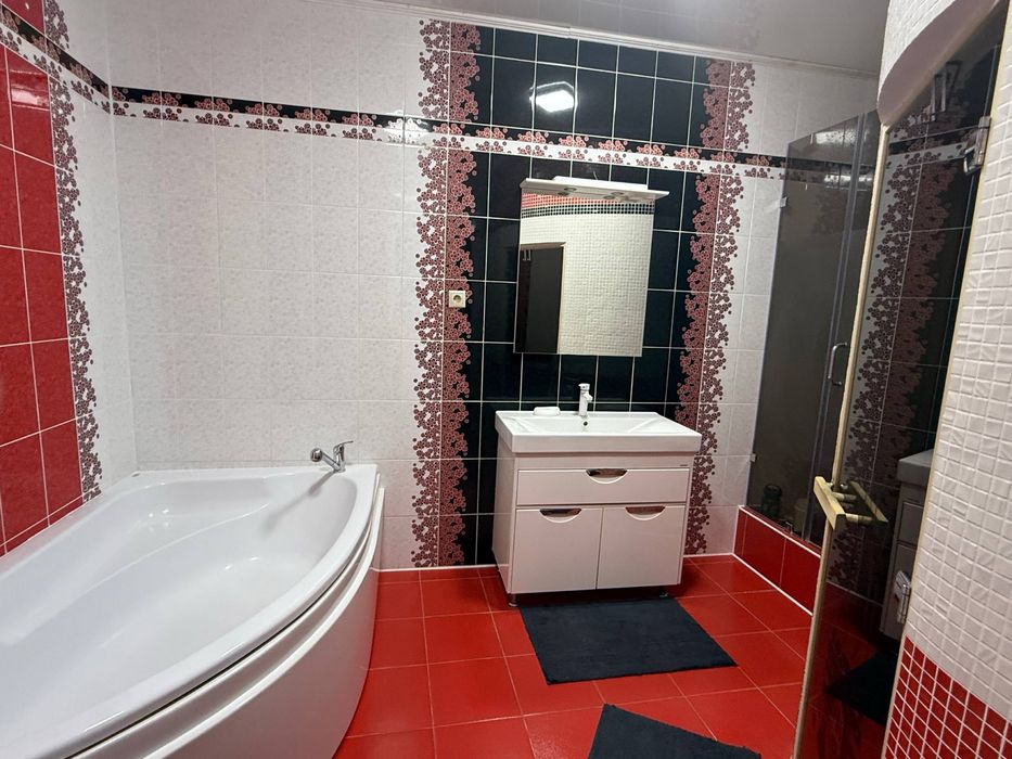 4 комнт, район парка