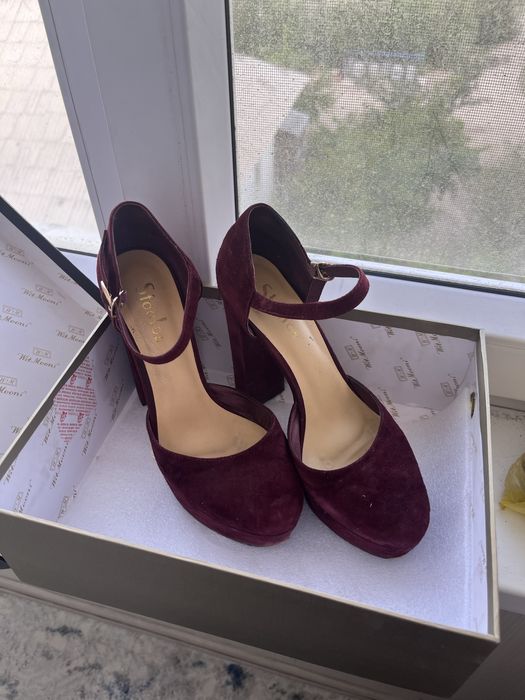 Туфли женские бордовые