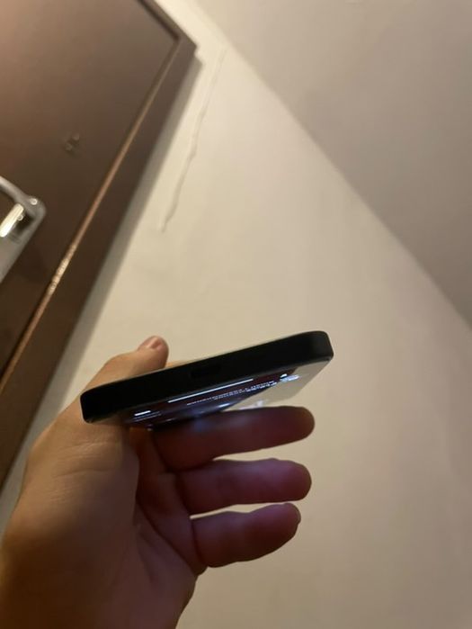 Айфон 16 128 гигабайт 100акб