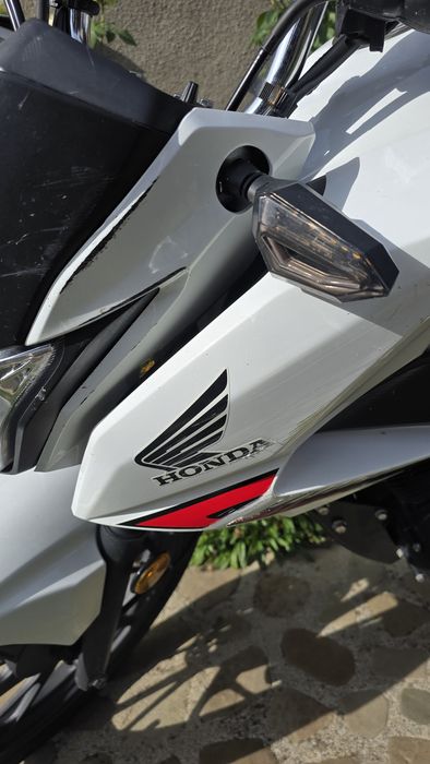 Motocicleta Honda  cb125f