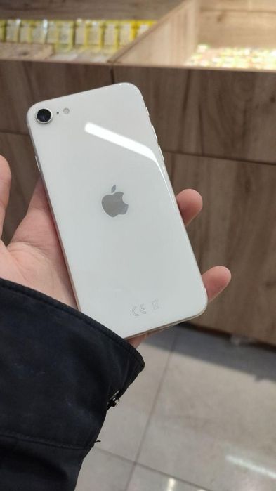 Айфон se2 64gb 74%