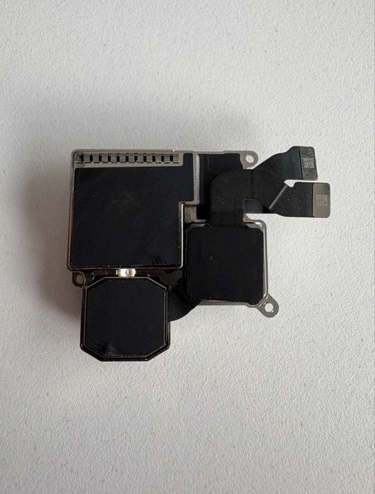 Camera originala iPhone 15 Pro Max