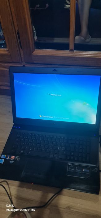 Dezmembrez Asus G73J  cu intel I7