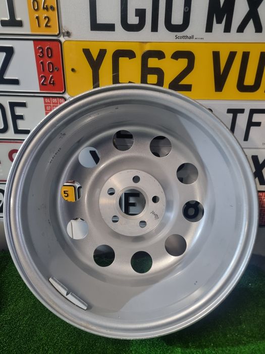 Janta Aliaj R15 5x100 / 6J ET 38 CB 57.1 Audi A3 8L Golf 4 Bora Noua