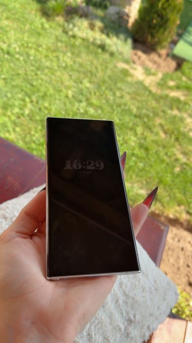 Samsung Galaxy S22 Ultra 256 GB - Бял, като нов !